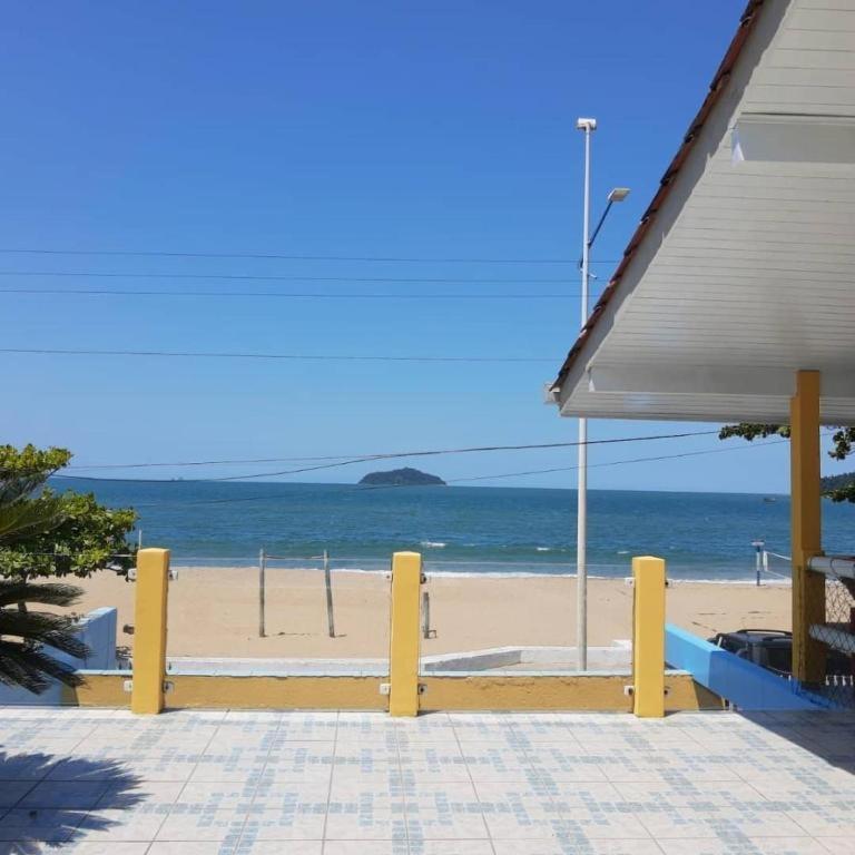 Mansao Ouro Verde Beira Mar Piçarras Eksteriør bilde